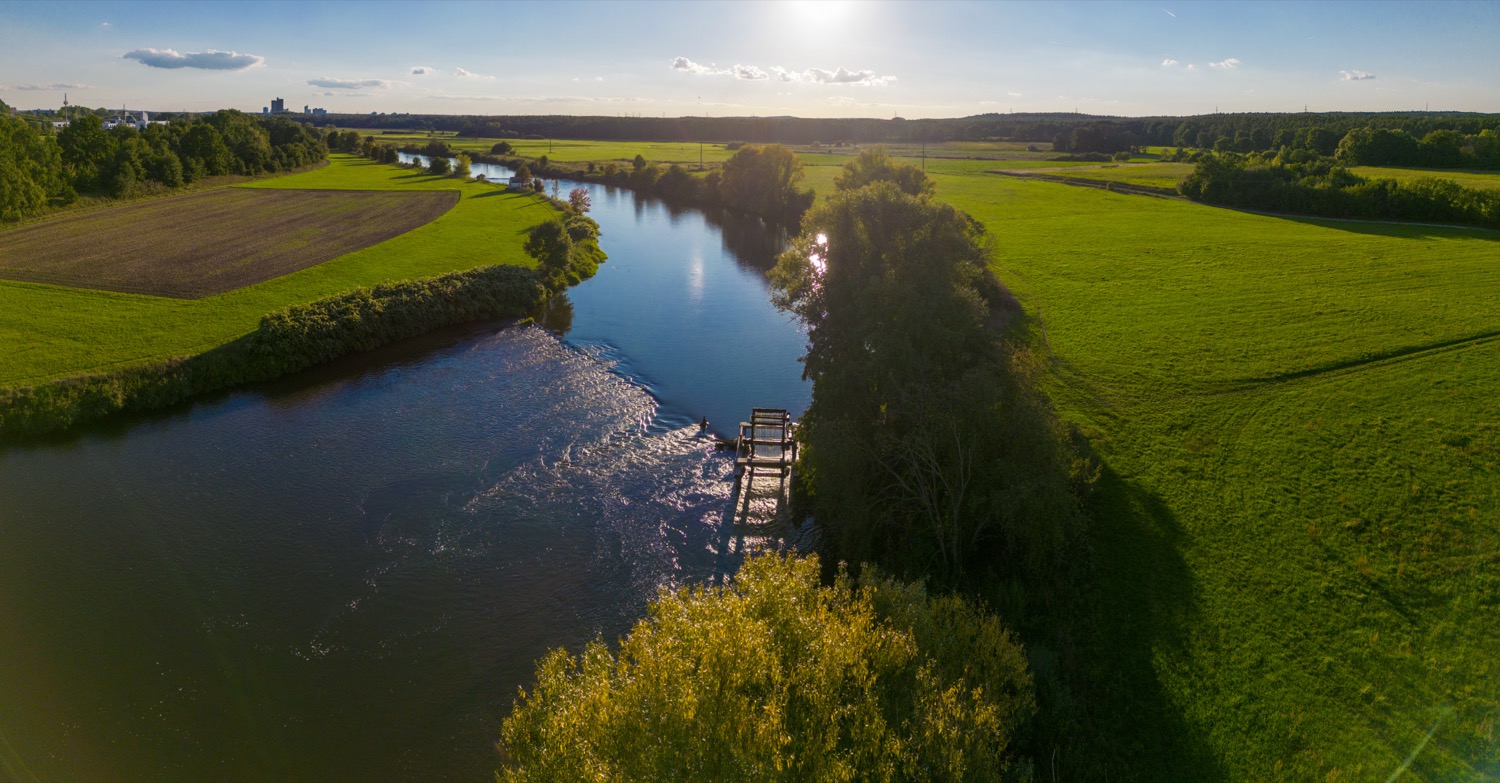 Regnitz water wheel from above | 1/6s * f1.7 * ISO 800 * 7mm - 6.7 mm f/1.7 - DJI Mini 3 pro Regnitz water wheel from above
