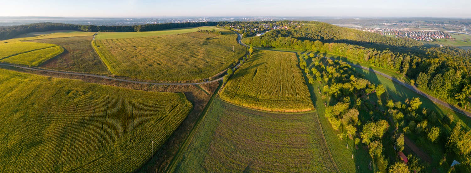 From Rathsberg to Atzelsberg | 1/13s * f1.7 * ISO 390 * 7mm - 6.7 mm f/1.7 - DJI Mini 3 pro From Rathsberg to Atzelsberg